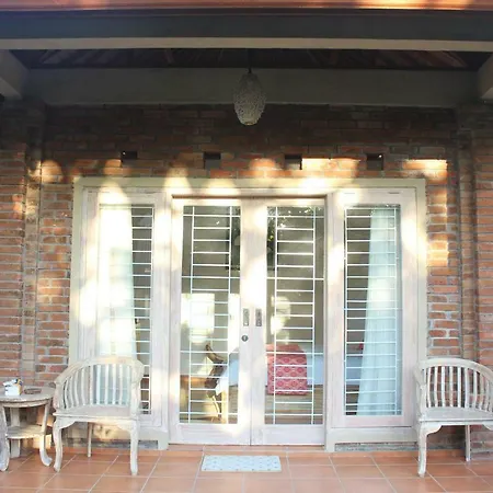 Villa Mayong Uluwatu Extérieur photo