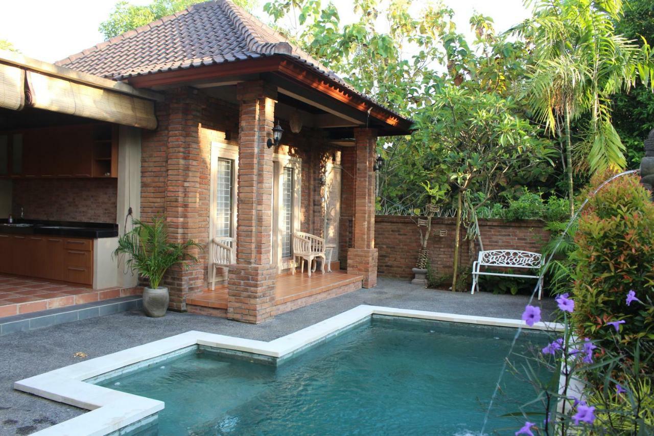 Mayong Uluwatu